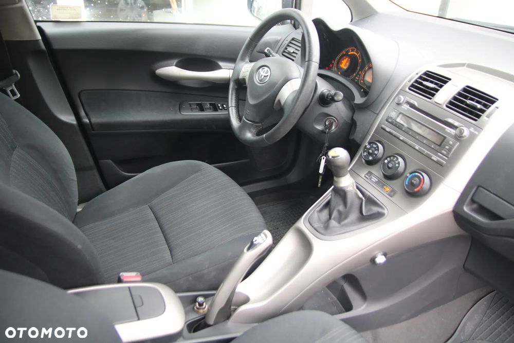 Toyota Auris 1.6 VVT-i Luna - 14