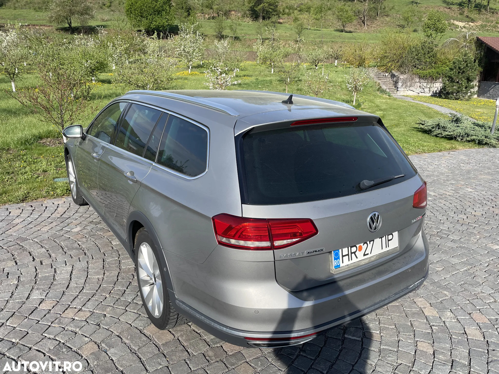 Volkswagen Passat Alltrack 2.0 TDI DSG 4Motion - 8