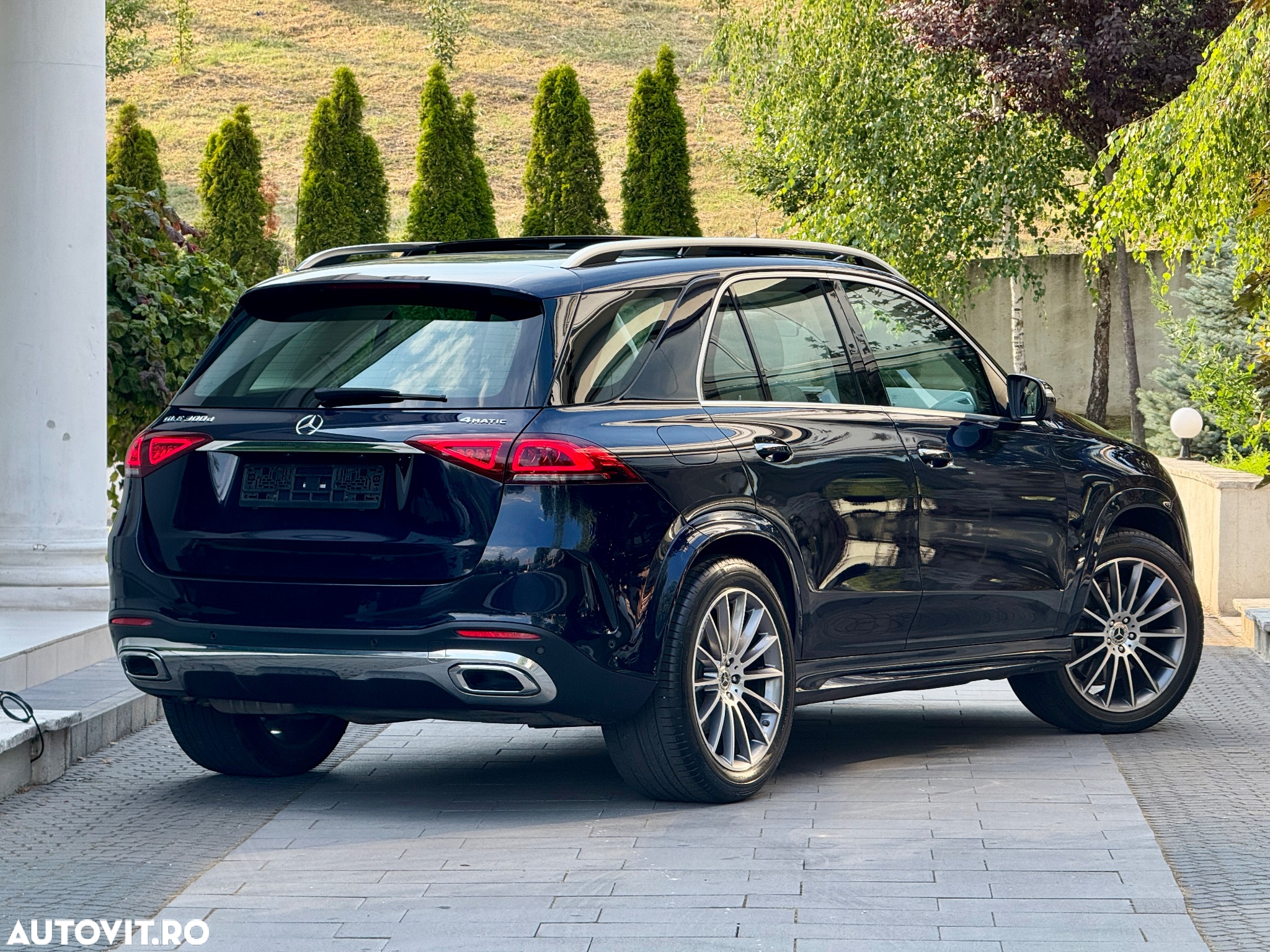 Mercedes-Benz GLE 300 d 4Matic 9G-TRONIC AMG Line - 6