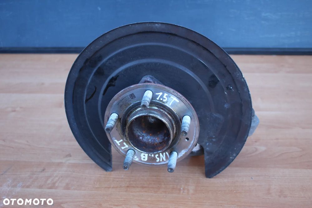 ZWROTNICA PIASTA LEWY TYŁ LEWA TYLNA OPEL INSIGNIA B 5x115 - 1