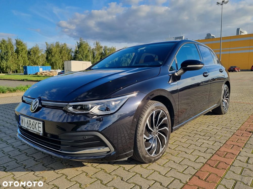 Volkswagen Golf VIII 1.5 eTSI EVO Style DSG - 1