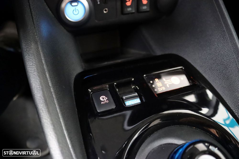 Nissan Leaf 40 kWh Tekna - 22