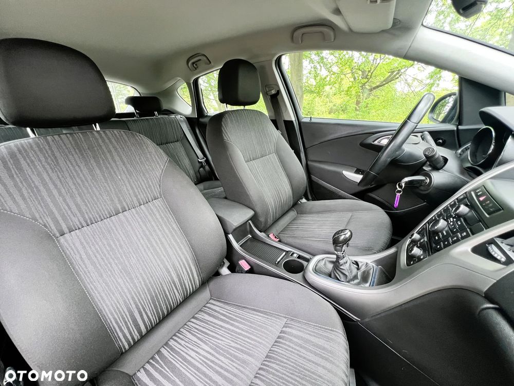 Opel Astra - 11