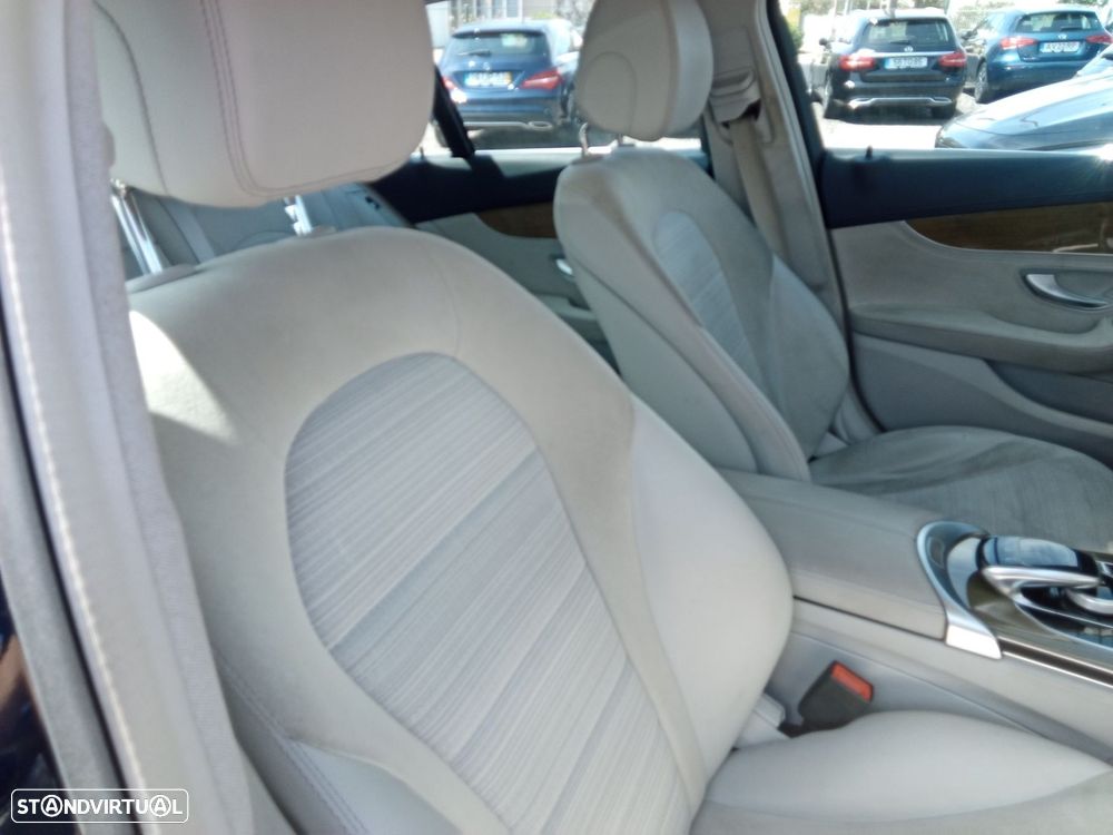 Mercedes-Benz C 300 BlueTEC Hybrid Exclusive - 12