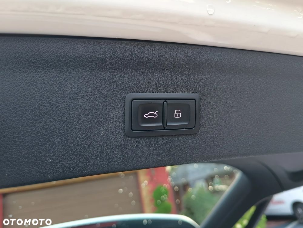 Audi Q3 2.0 TFSI Quattro S tronic - 32