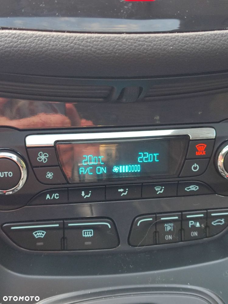 Ford Kuga 2.0 TDCi 4x4 Individual - 18