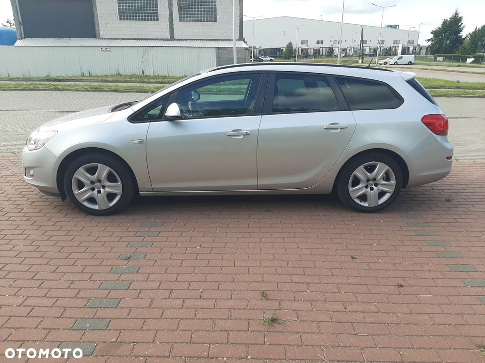 Opel Astra - 10