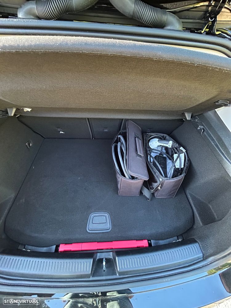 Mercedes-Benz A 250 e 8G-DCT Progressive - 11