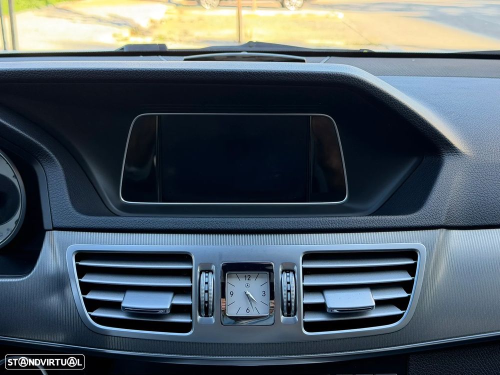 Mercedes-Benz E 300 Bluetec Hybrid Avantgarde - 9
