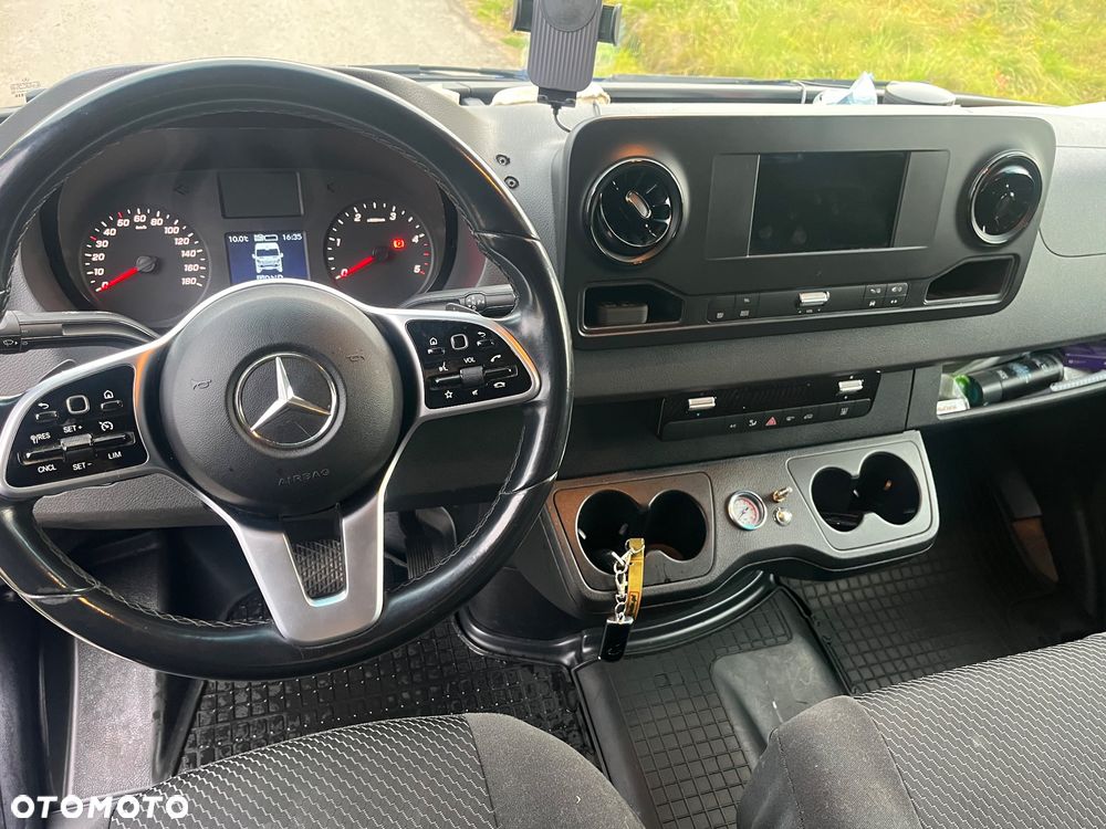 Mercedes-Benz SPRINTER - 23