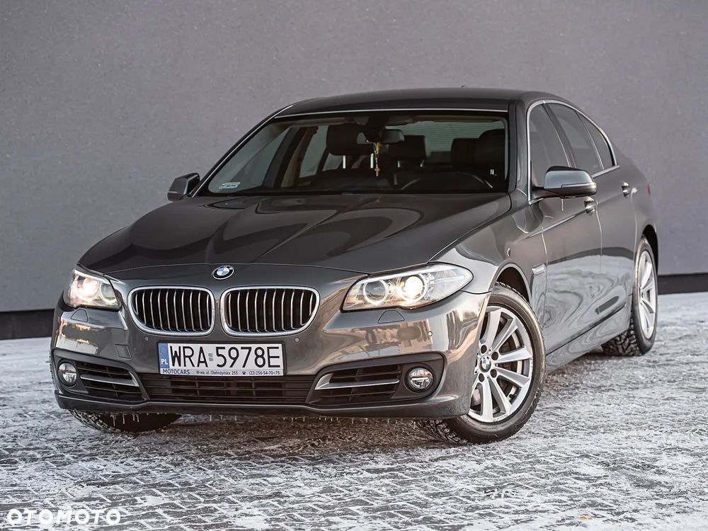 BMW Seria 5 525d xDrive - 4