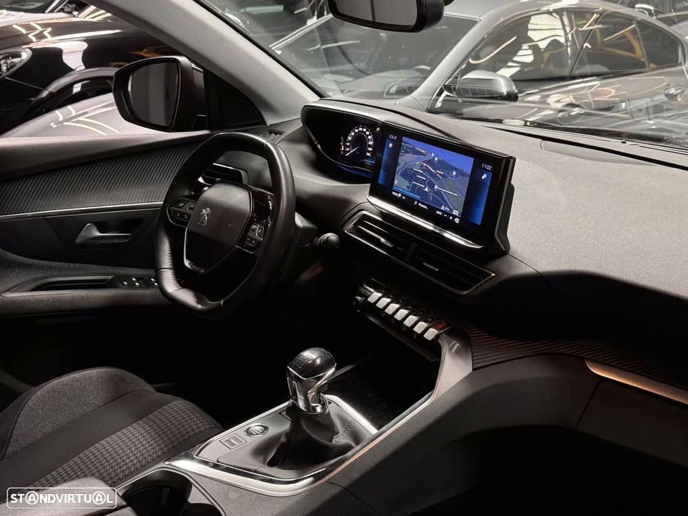 Peugeot 3008 1.5 BlueHDi Allure - 27