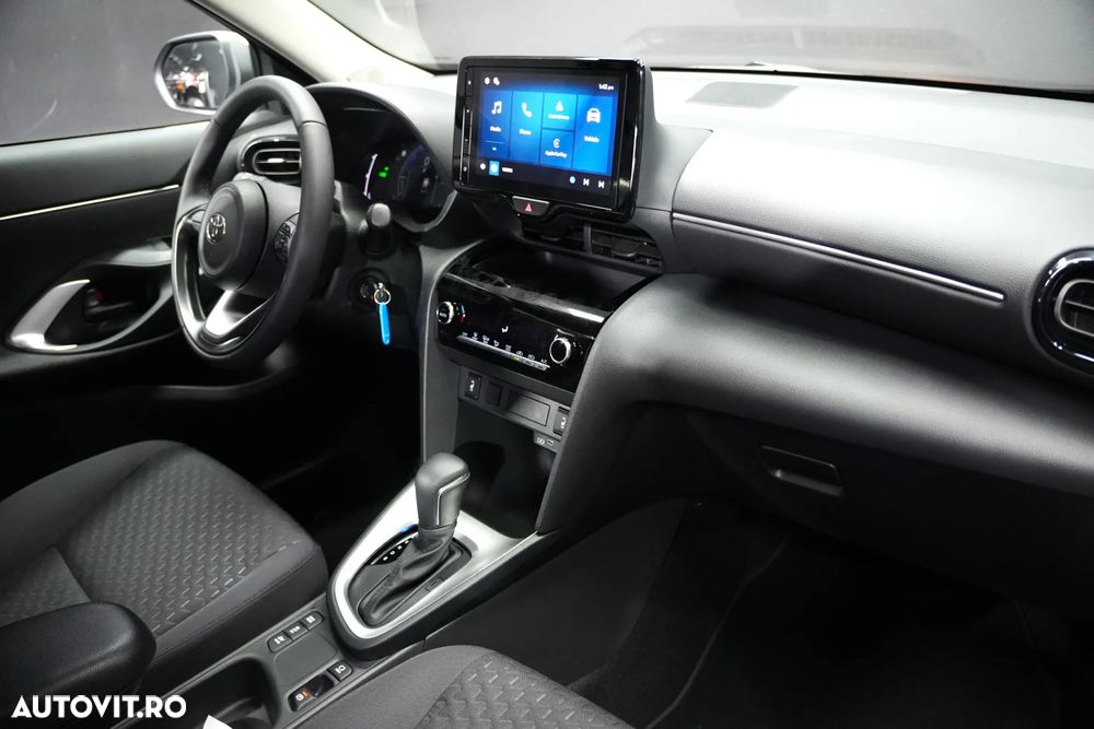 Toyota Yaris Cross - 10