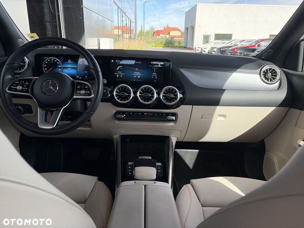 Mercedes-Benz EQA 250 66.5kWh Progressive - 12