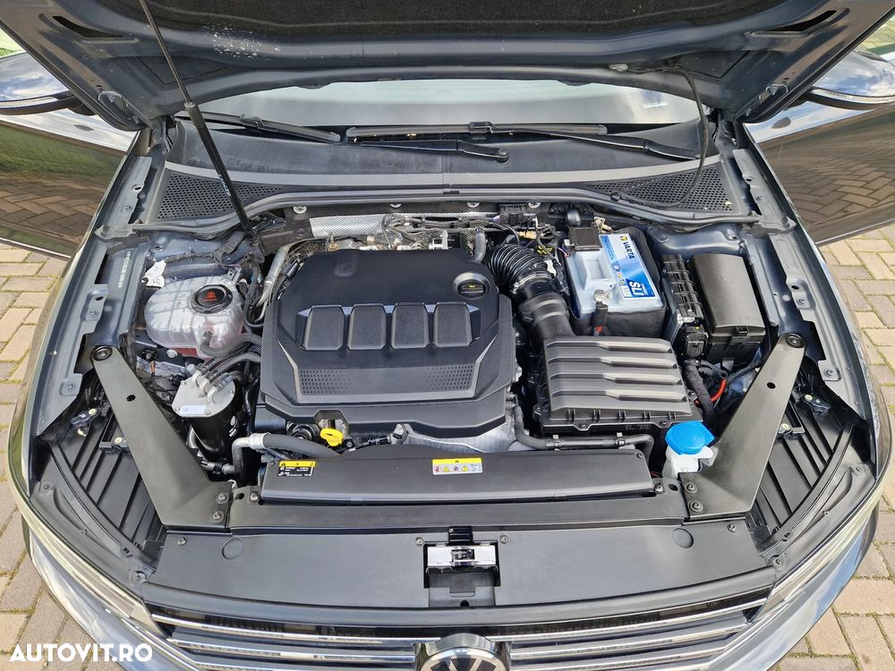 Volkswagen Passat 2.0 TDI DSG Comfortline - 31