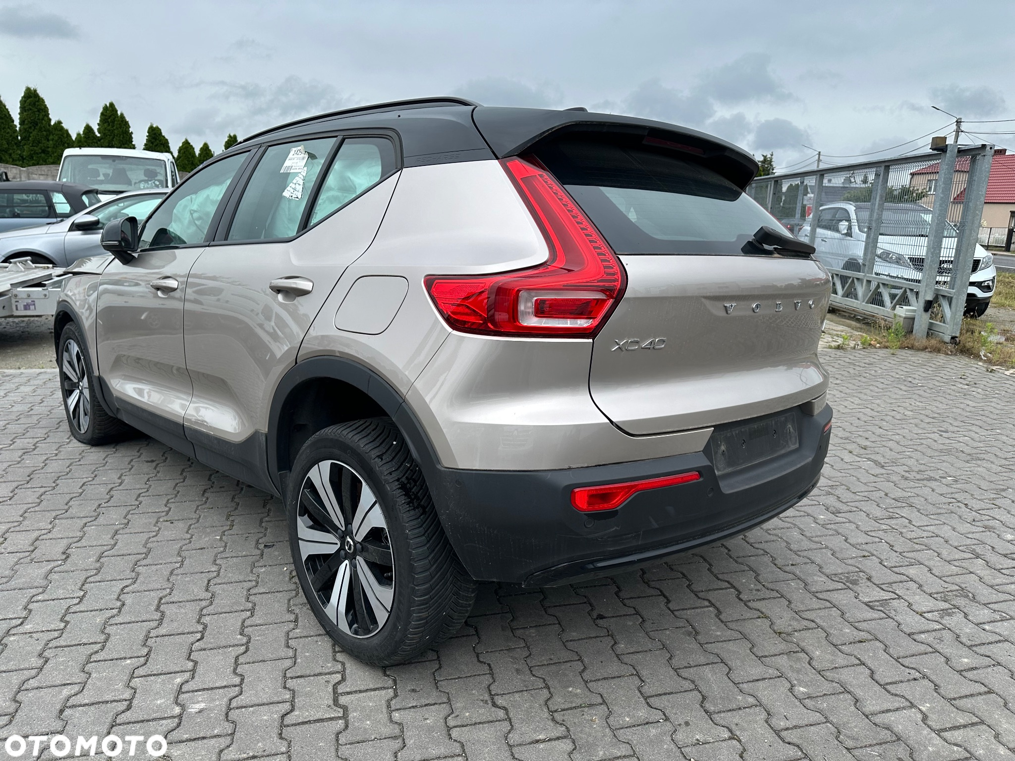 Volvo XC 40 73kWh P6 Recharge Ultimate - 3