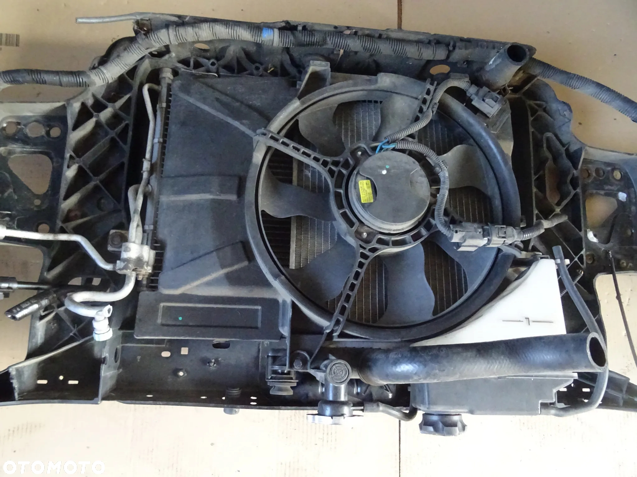 Pas przedni z chłodnicą Hyundai Getz - 5