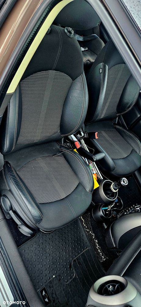 MINI Countryman Cooper D - 10