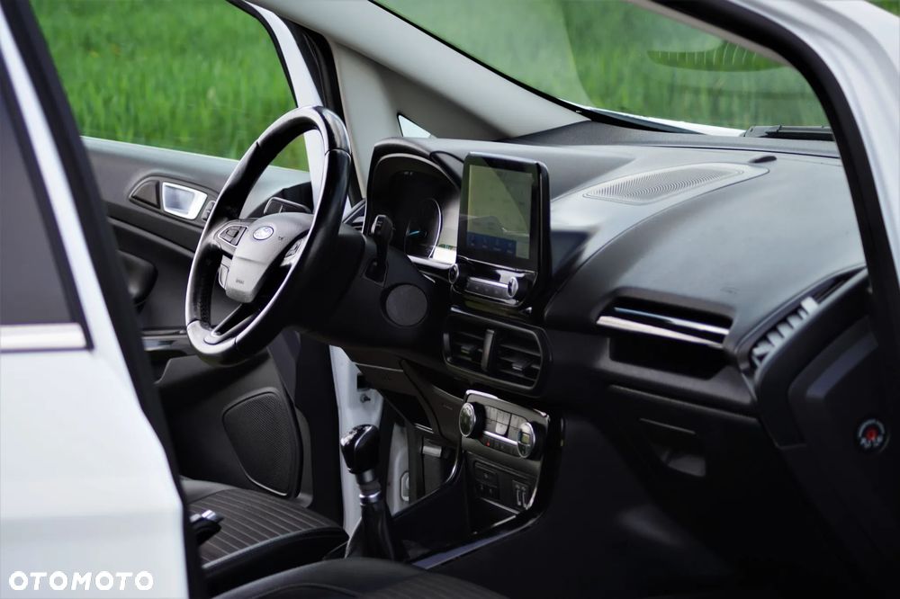 Ford EcoSport - 26