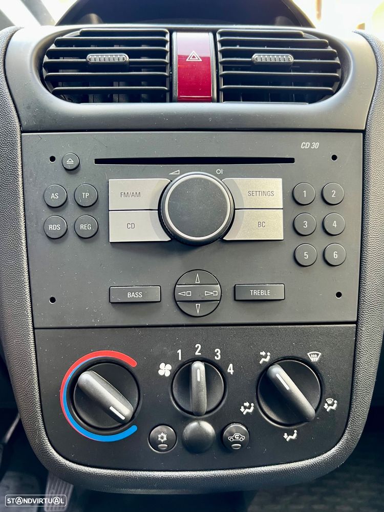 Opel Combo 1.3 CDTi - 10