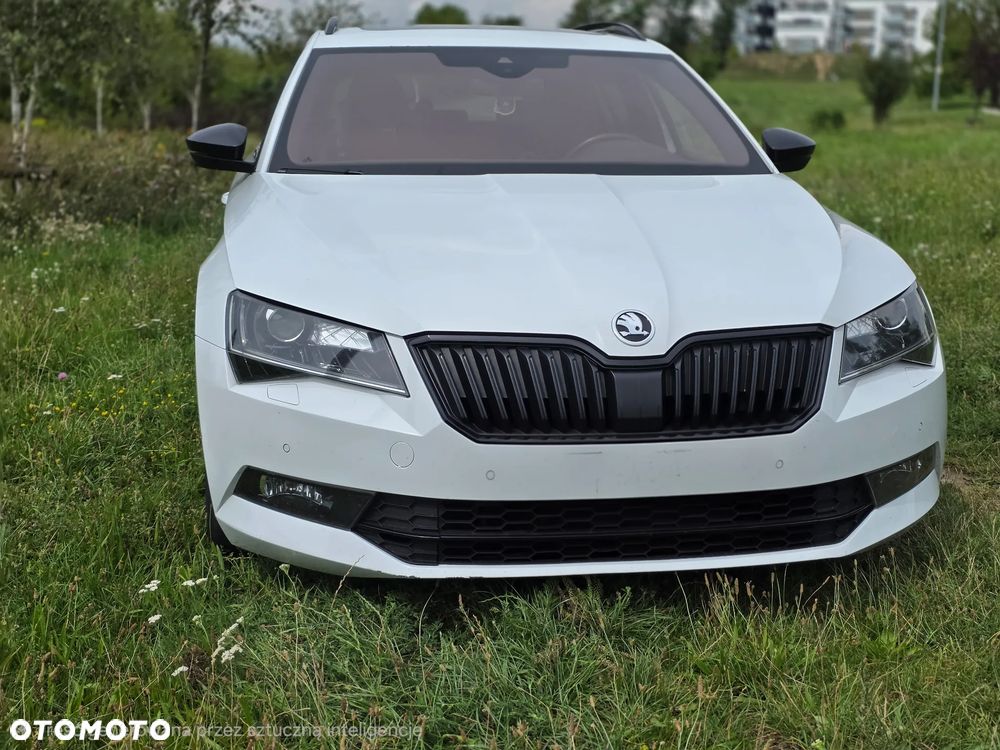 Skoda Superb 2.0 TDI Sportline DSG - 6