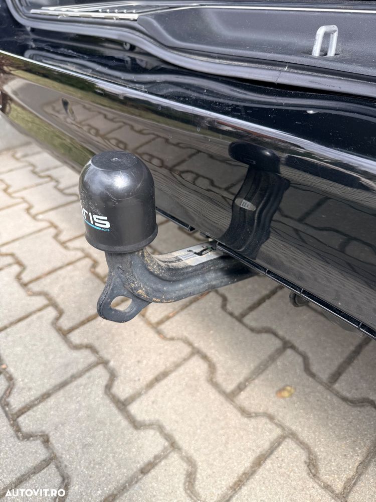 Mercedes-Benz V 300 d Extralang 4Matic 9G-TRONIC Exclusive - 16