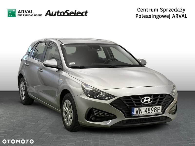 Hyundai i30 1.5 DPI Classic + - 9