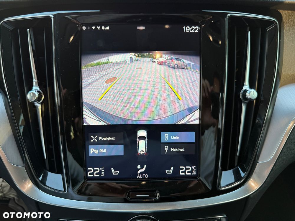 Volvo V60 D4 Momentum Pro - 18
