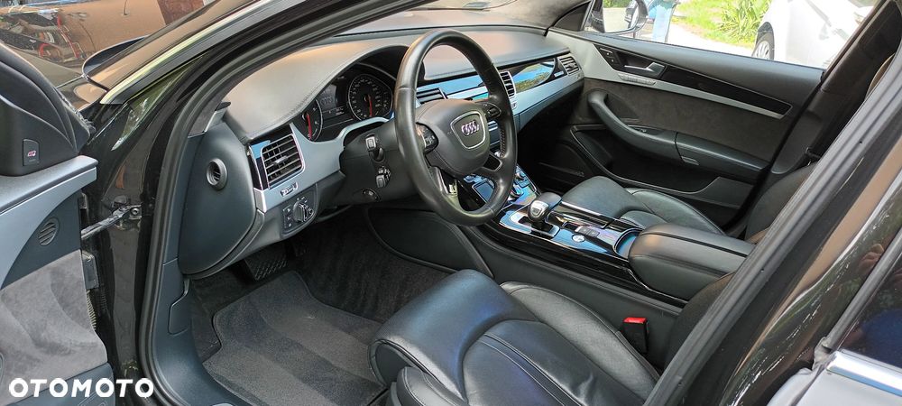 Audi A8 4.2 TDI L Quattro - 13