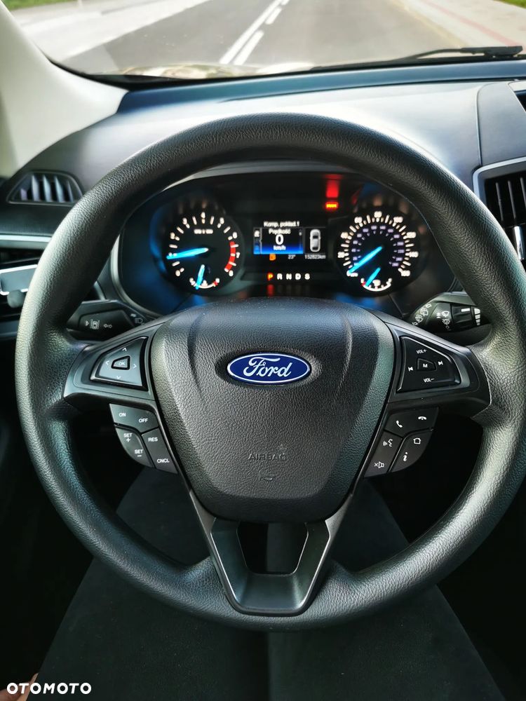 Ford Edge - 18