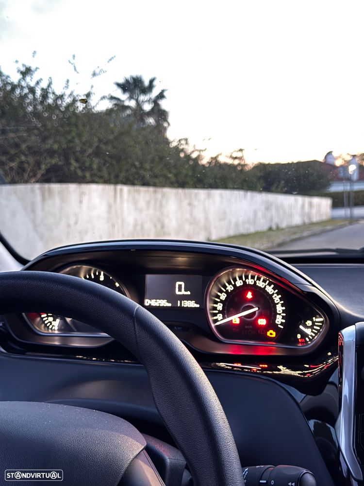 Peugeot 208 1.5 BlueHDi Active - 13