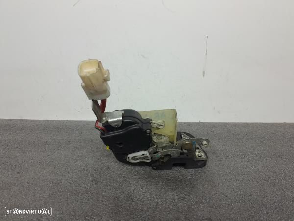 Fecho Porta Frente Dto Toyota Carina E (_T19_) - 1