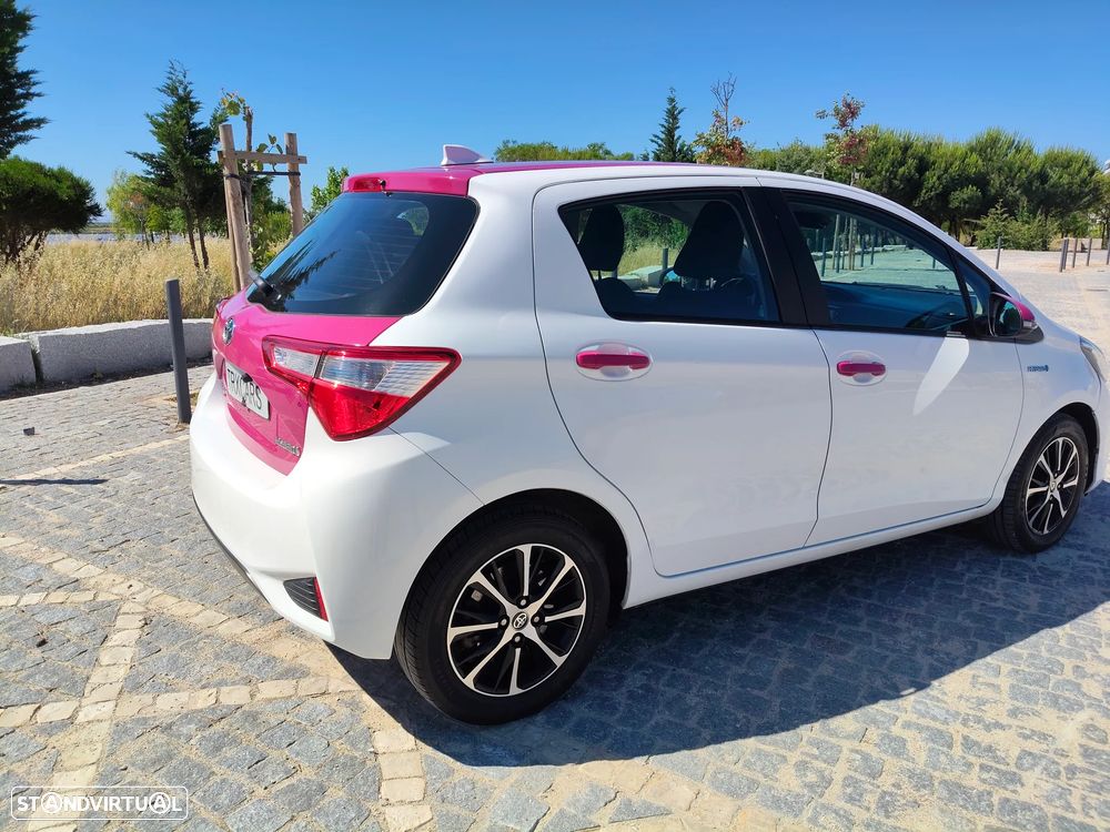 Toyota Yaris 1.5 HSD GR Sport - 4