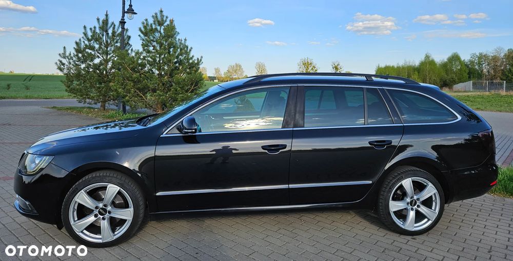 Skoda Superb 2.0 TDI 4x4 Ambition DSG - 9