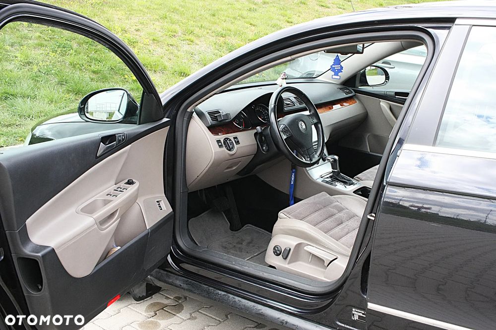 Volkswagen Passat 2.0 TDI DPF Highline DSG - 4