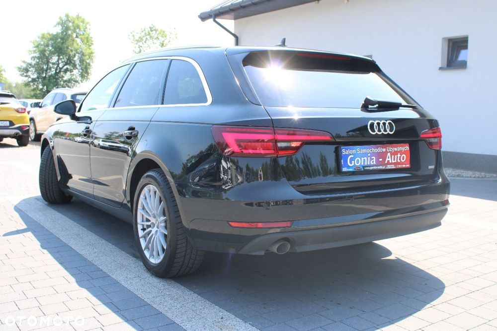 Audi A4 Avant - 4