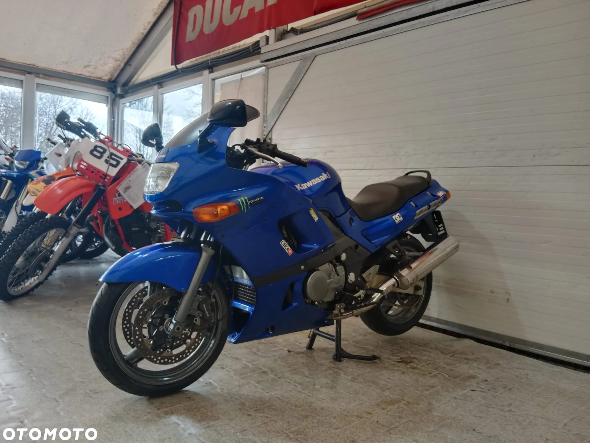 Kawasaki ZX - 9