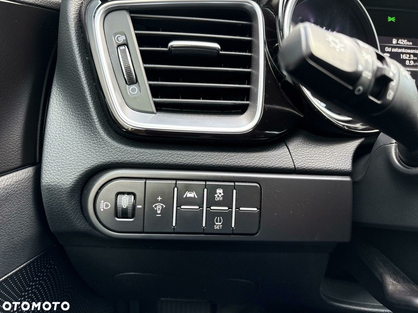 Kia Ceed 1.5 T-GDI L DCT - 11