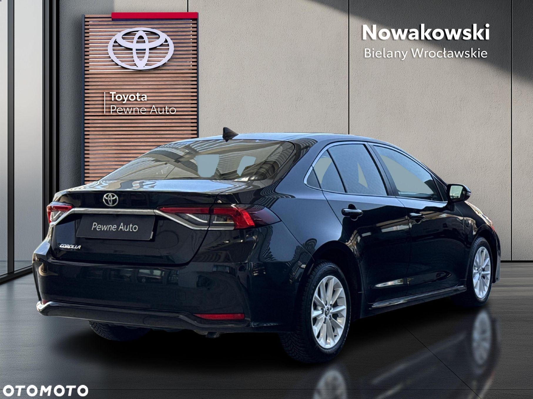 Toyota Corolla - 5