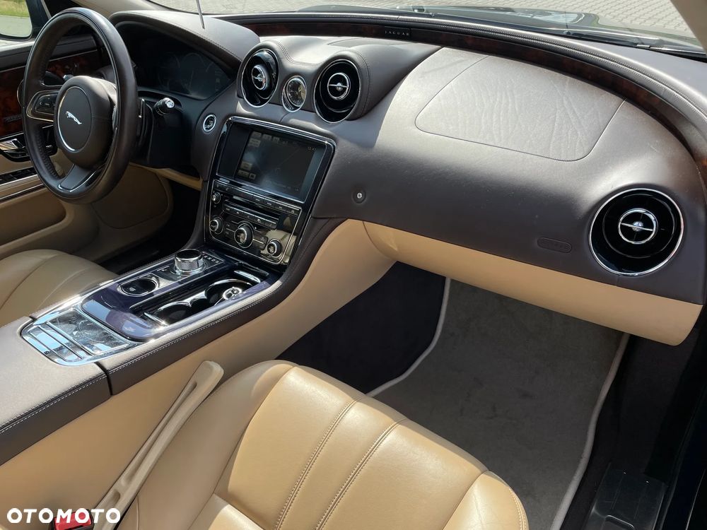 Jaguar XJ 3.0 V6 Kompressor Portfolio - 14