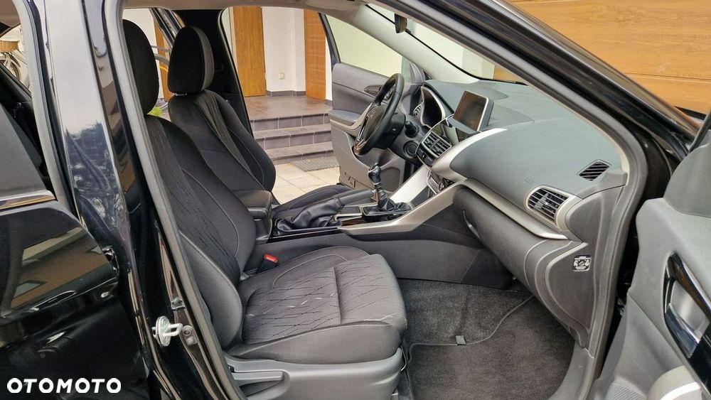 Mitsubishi Eclipse Cross - 18