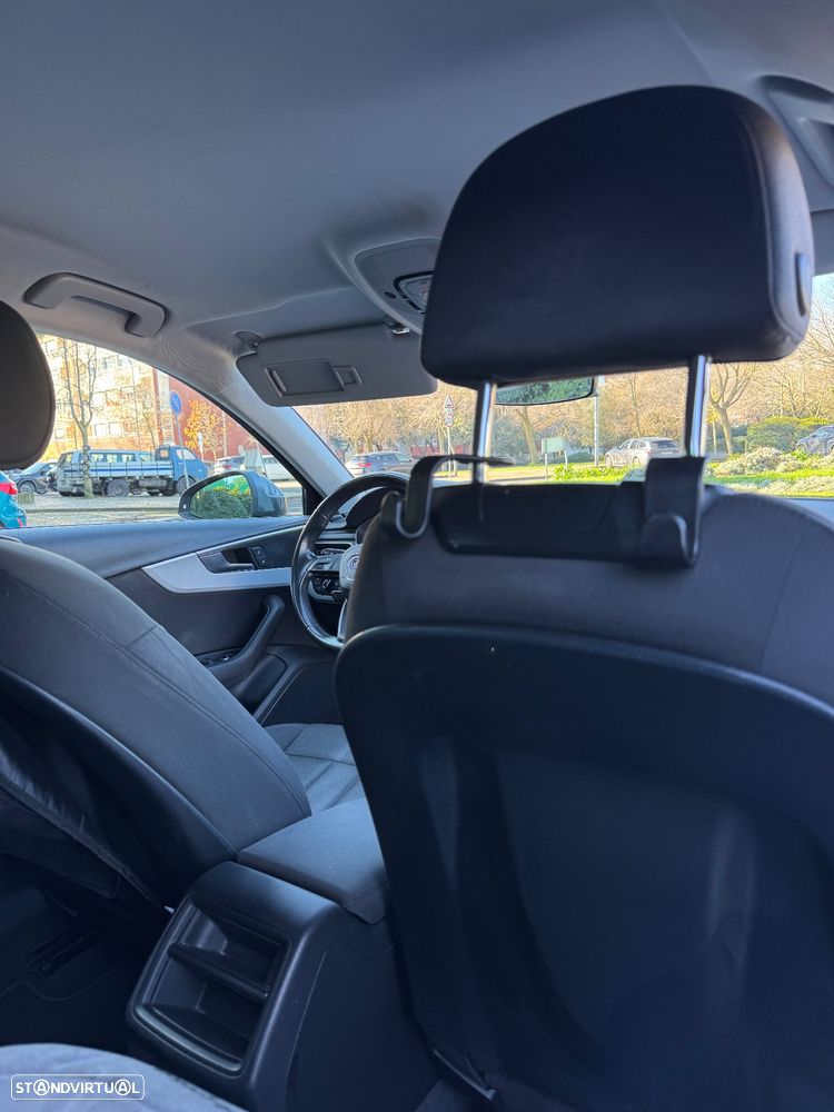 Audi A4 Avant 2.0 TDI - 10