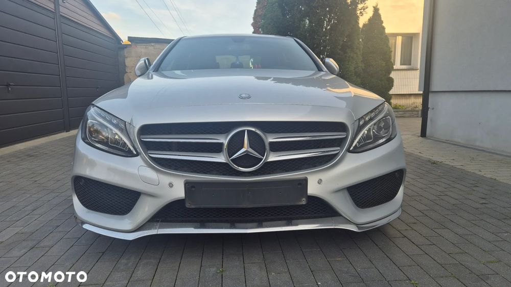 Mercedes-Benz C-Class 2018 photo 2
