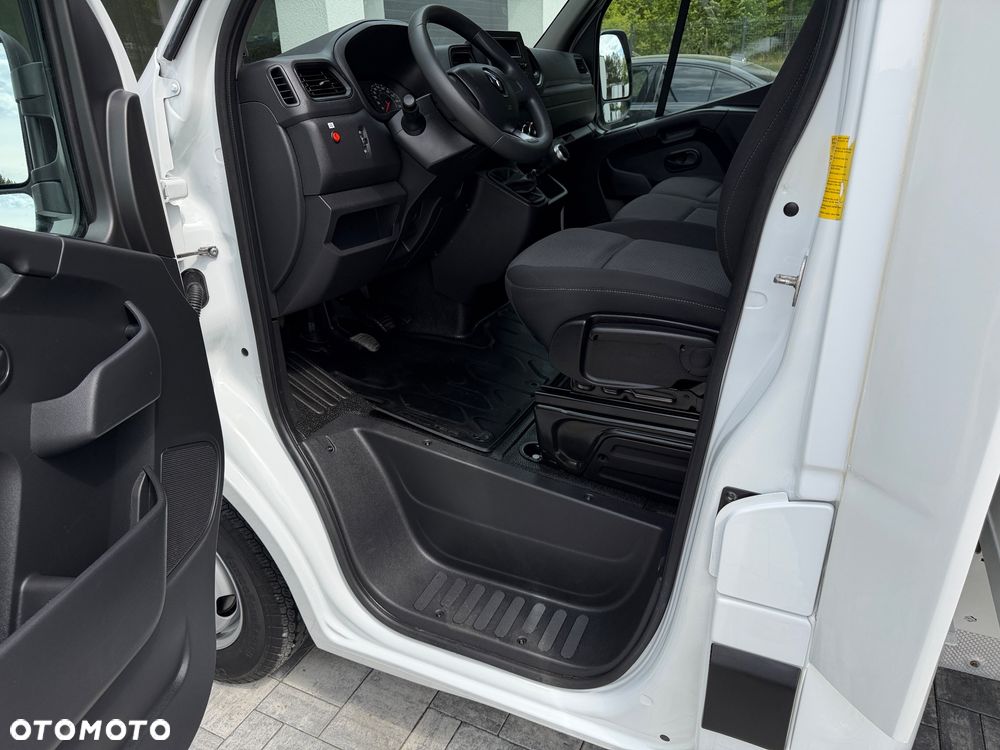 Renault Master Chłodnia 7 Europalet / Agregat Zanotti Z350s Grzanie, Mroźnia, Zasilanie 230V / Bliźniak / Wzmacniany / Oryginalny stan / Po serwisie / Niski przebieg / Salon PL / FV23% - 27