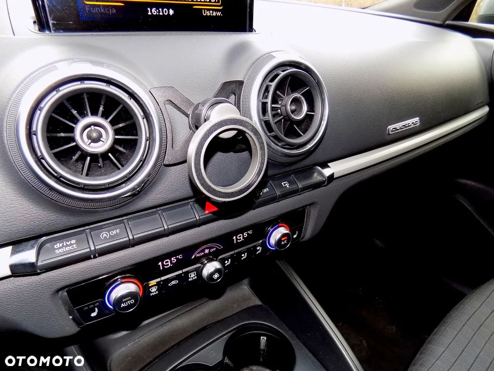 Audi A3 Sportback - 17