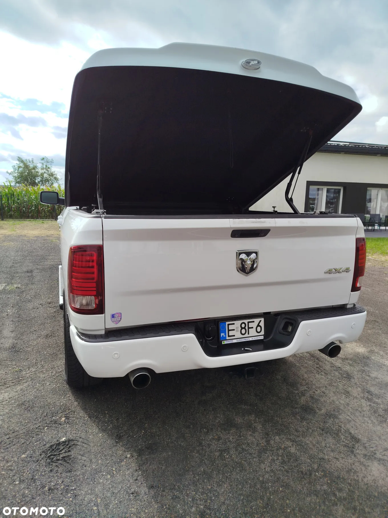 Dodge RAM 1500 5.7 4x4 - 35
