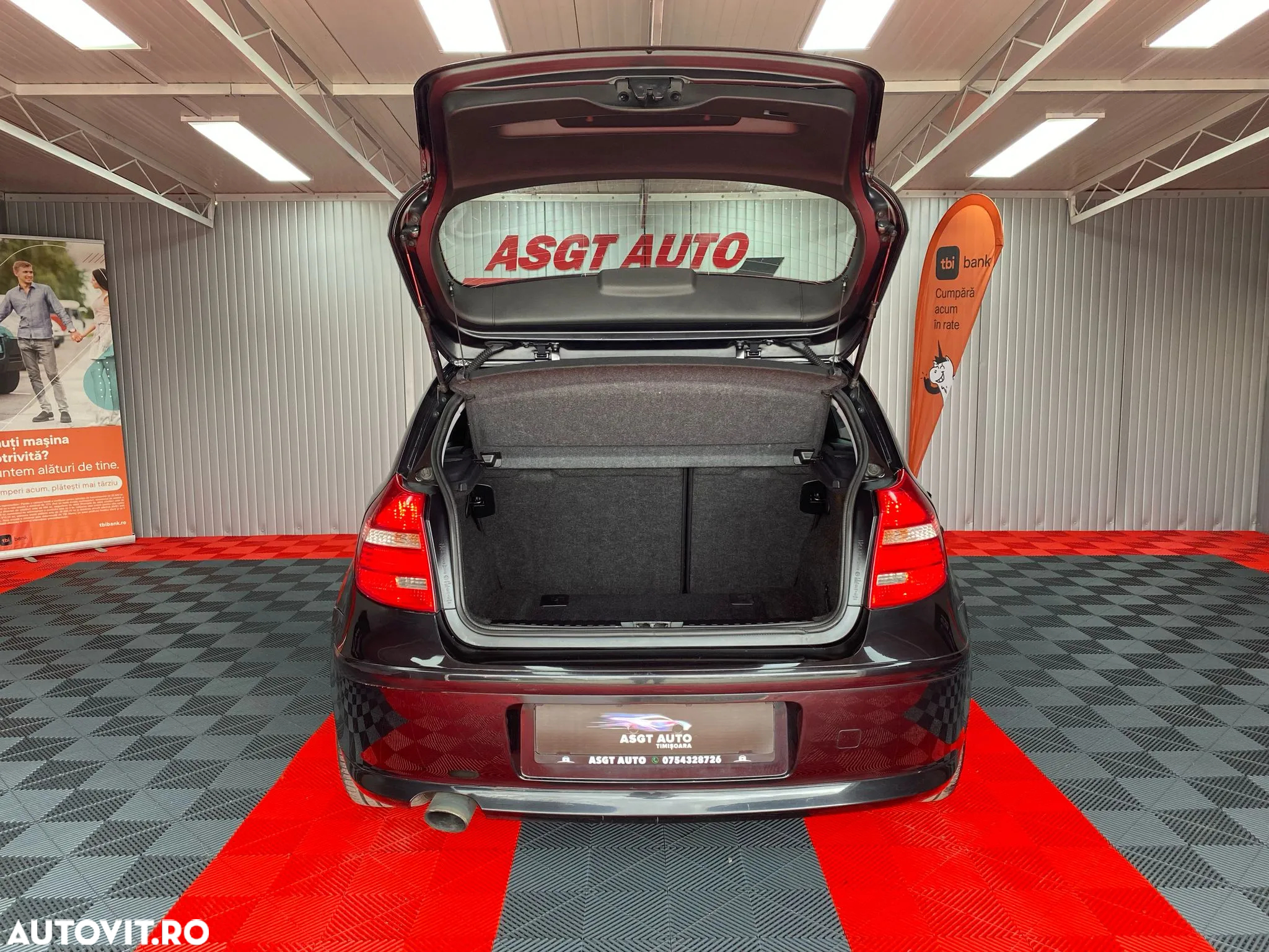 BMW Seria 1 - 18