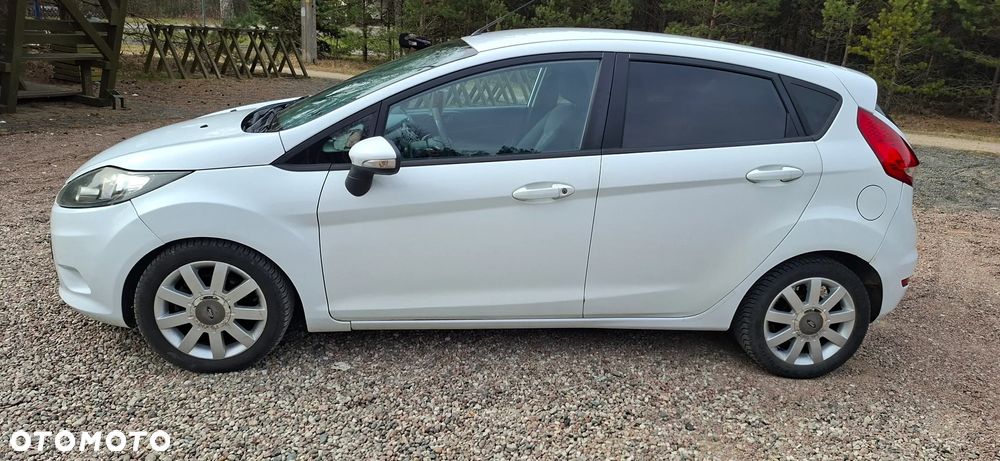 Ford Fiesta 1.6 TDCI Connection - 2