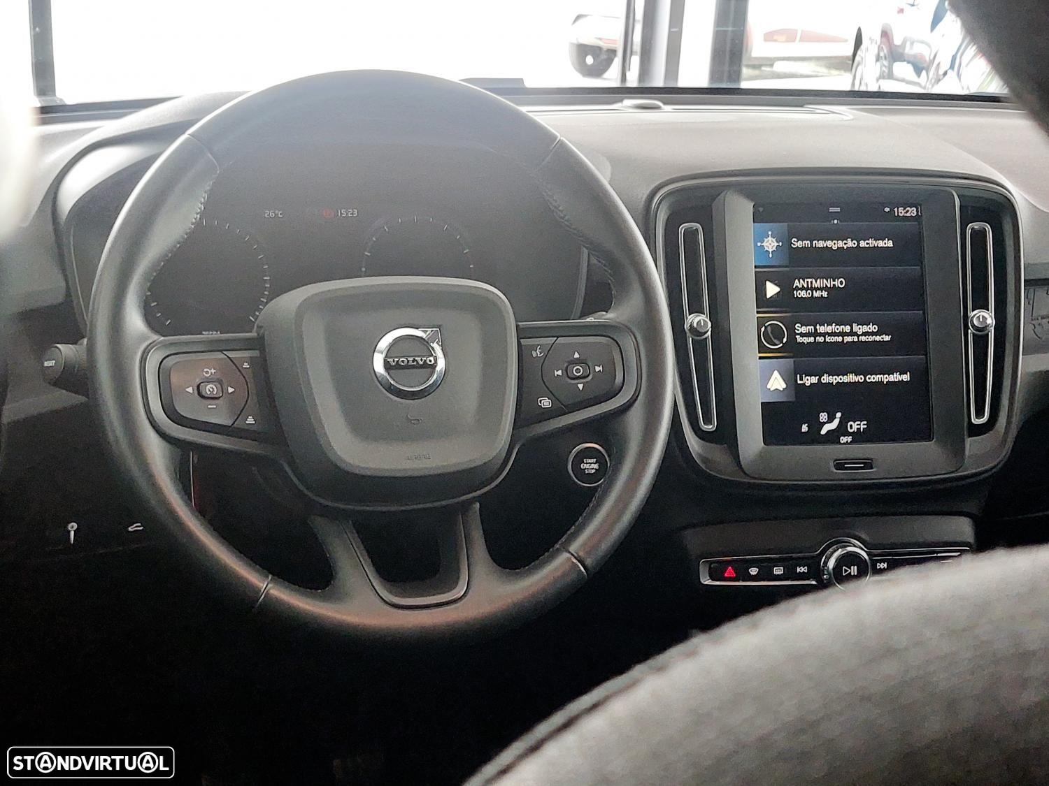 Volvo XC 40 1.5 T2 Momentum - 10