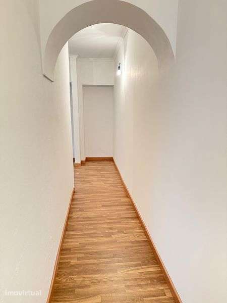 Moradia T1 renovada - Grande imagem: 4/12